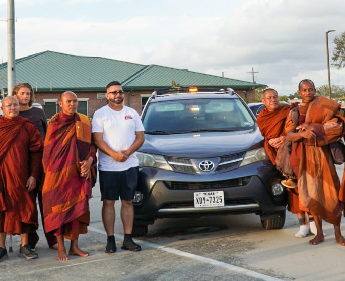 vehicle donation by Osbaldo Durán